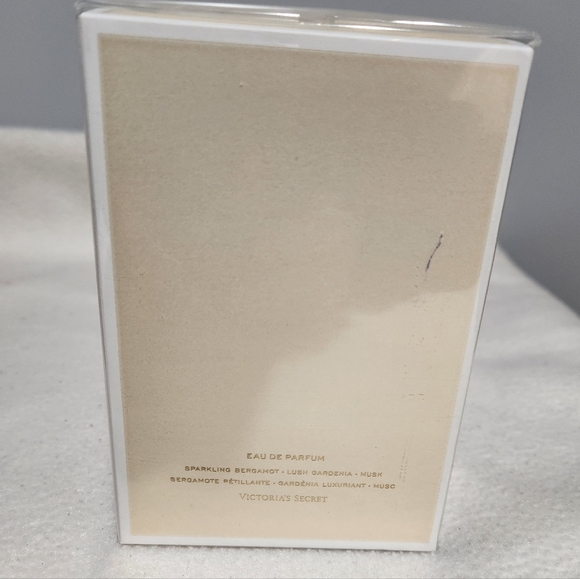 Victoria's Secret Angel Gold Perfume Eau De Parfume 1.7 oz. - Picture 2 of 2